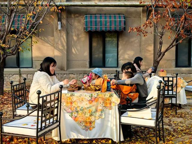 初冬氛围感天花板已找到，枫景这边独好！