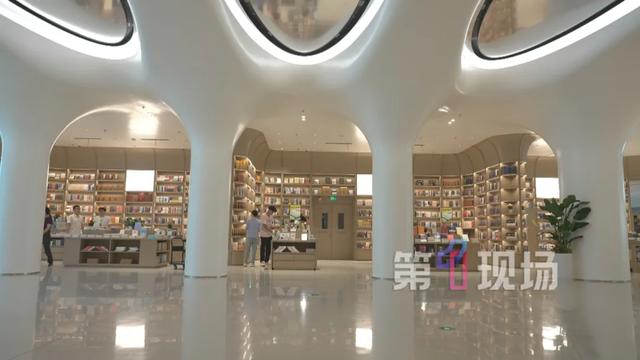 全球最大!深圳又一地火了!现场:人人人你人人人