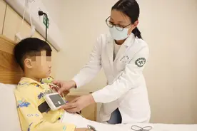 7龄童鼾声音赛过成人 寒假“呼噜娃”们扎堆治鼾症图片