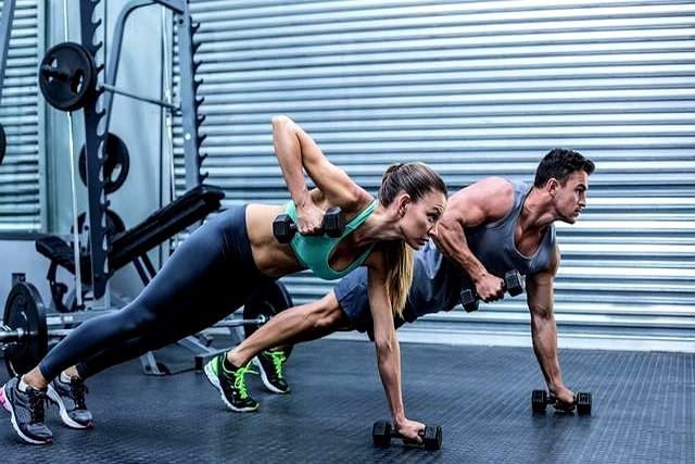 中年人最佳保持身材的方法——多做力量训练