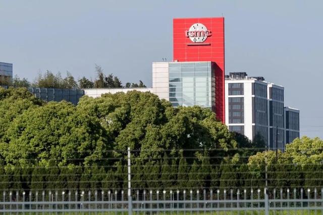 特朗普只想拿台积电后走人?大陆掐住命门，双制衡击碎美国霸权梦