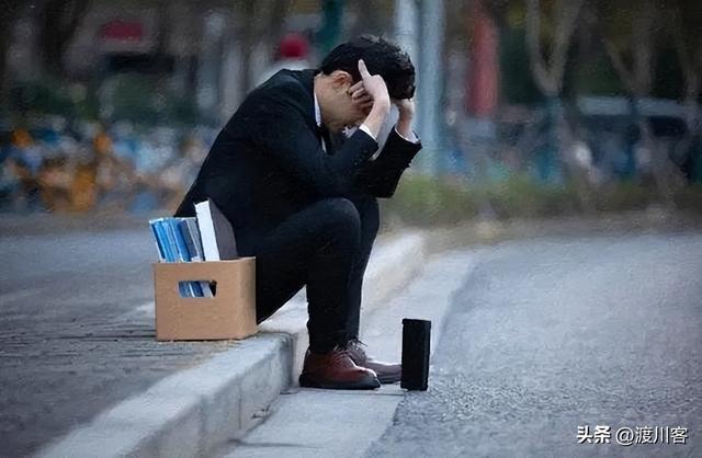 AI抢工作！企业巨头开始大裁员，规模惊人，哪些岗位不会被替代？