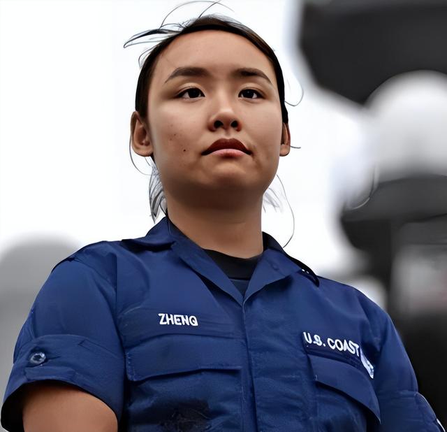 6年前站在美国军舰上，用中文警告我国海军的华人女兵，现在如何