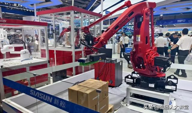 2025工博会现场：库卡、安川、越疆、埃斯顿等20家机器人头部企业