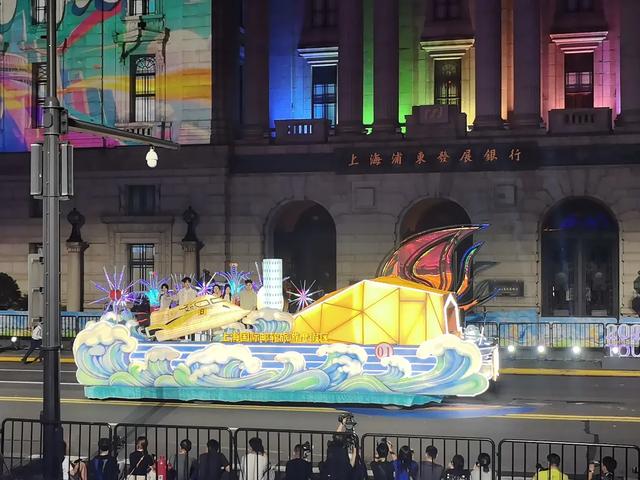 剧透来了！上海旅游节大巡游正在彩排中，小布带你抢先看→