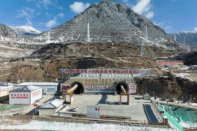 专家高呼“养不起”，中国为何坚持砸3000亿修第二条进藏铁路？