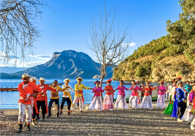 什么是转山转海节？九月，到凉山赴一场泸沽湖的“山海之邀”
