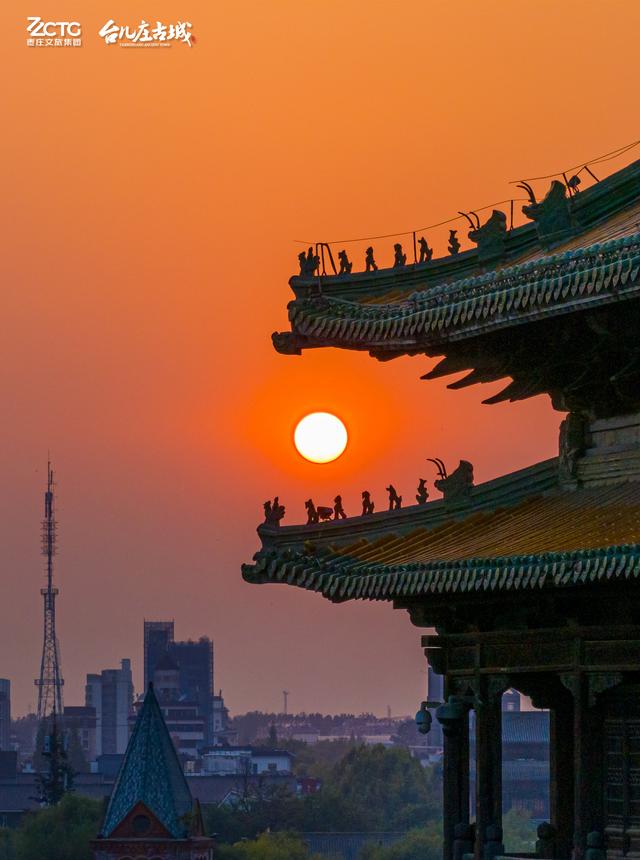 把冬天的第一张落日存进手机，春天我们替你留着第二场黄昏