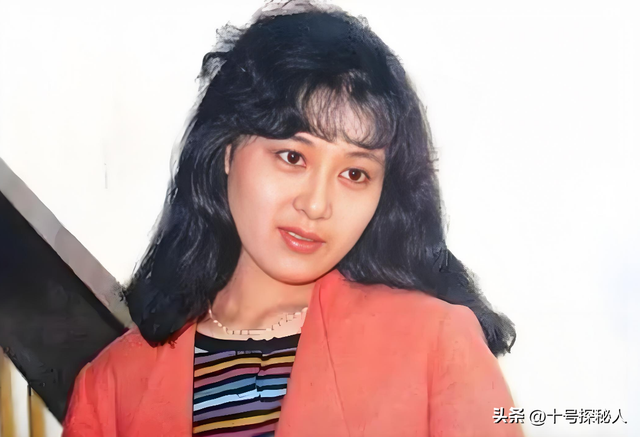 娶了著名女演员37年，生下2个漂亮女儿，如今61岁活成人生赢家