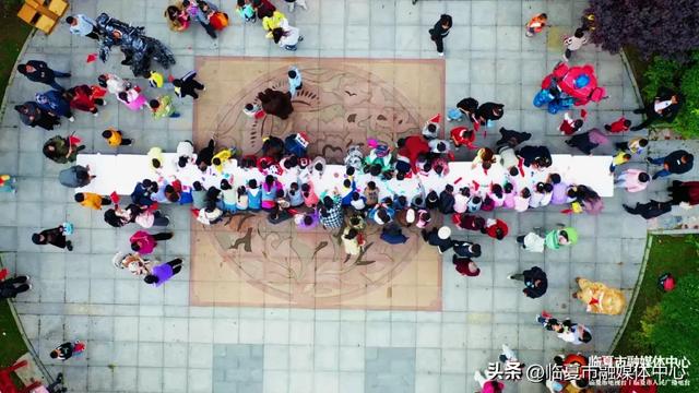 “园”气满满，欢乐爆表‼️国庆假期临夏市各公园活动精彩，热度狂飙！