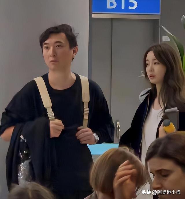 71岁王健林现身新疆，瘦成皮包骨，儿子王思聪本性难改又换新女友