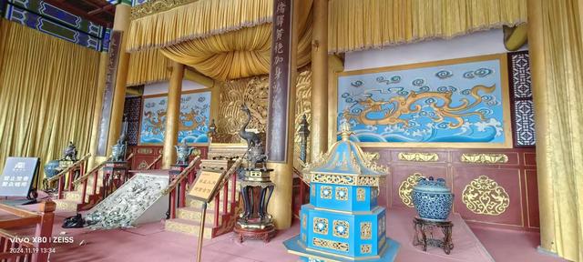 龙亭：七十二级台阶上的古今叠影