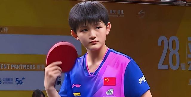 恭喜！中国女乒又一13岁小魔王崛起：新版孙颖莎又萌又能打