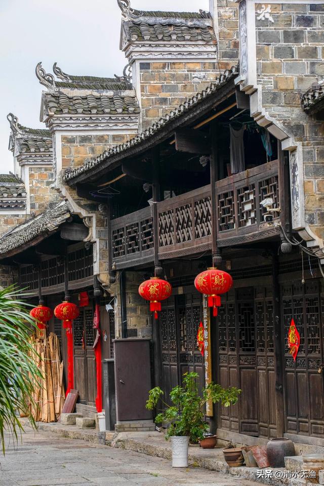 湖南回头率超高的5座古镇，去过的人赞不绝口，看看你去过几座！