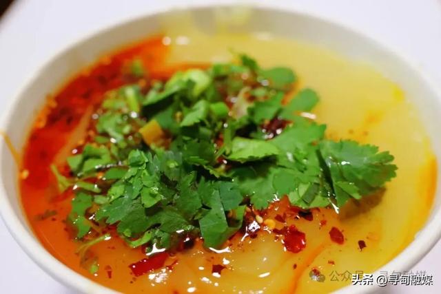 寻甸羊街：故乡的冬樱花盛开