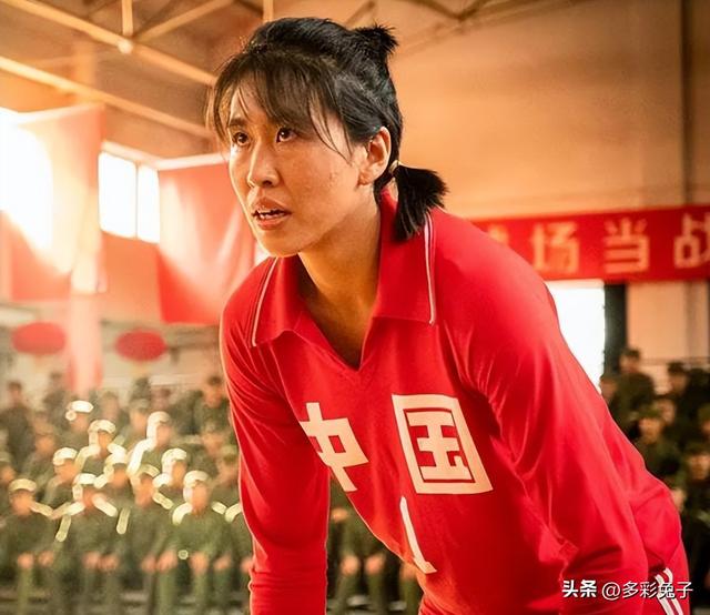 从"铁榔头"到"整容狂魔"，64岁医美失败的郎平，下场怪不了别人