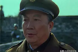 解放战争时，为何作为嫡系的汤恩伯会被老蒋弃用？三个原因告诉你图片