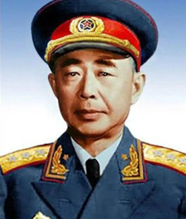 他是天生的"福将"，一生吃喝玩乐，却“躺赢”成共和国开国功臣！