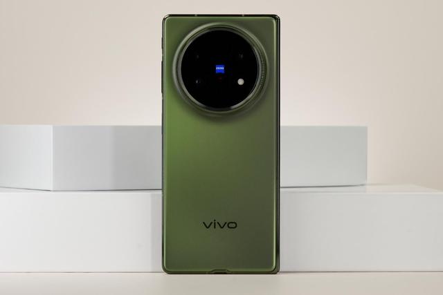 vivo X Fold5评测：苹果的好搭子