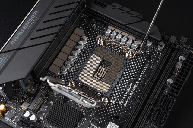 英特尔酷睿Ultra5 230F+铭瑄挑战者H810ITX+乔思伯NV10装机分享！