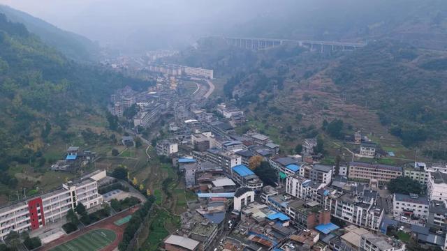 “镇”好遇见丨发现个宝藏小镇！就在桐梓这里~