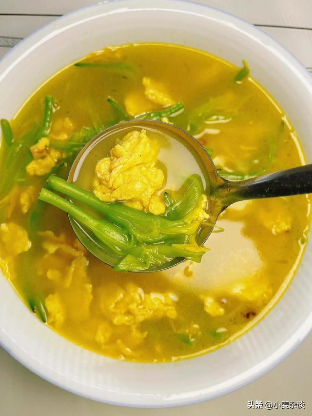 “失眠”最怕这菜，养心安神，补充脑力，每天吃一点，夜里睡得香