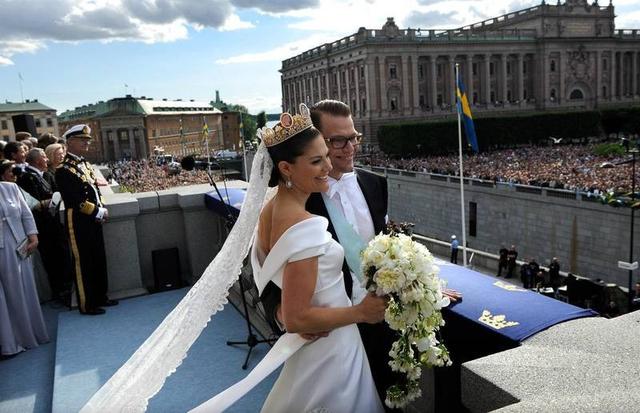 全球最富有王室的豪华住宅大揭秘