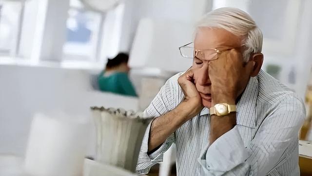 不管你信不信	，男性过57岁后，基本都有如下5个现状，要学会接受