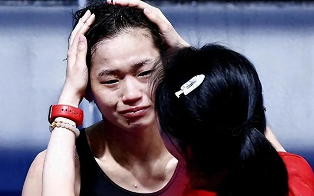 全红婵爸妈也没想到，别墅刚封顶，一家人就走上了大衣哥的老路