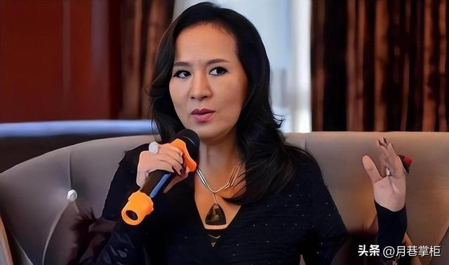 她早已不是中国籍？事业巅峰远赴美国，被老外“玩腻”晚年回国