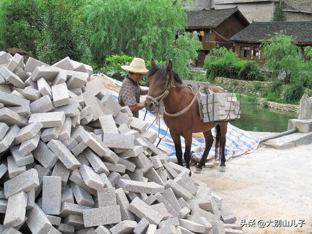 十二年前：西江苗寨之行