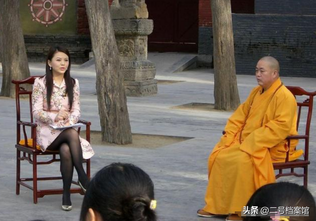 李湘不再隐忍！坦白和释永信的真实关系，亲吻照终于真相大白