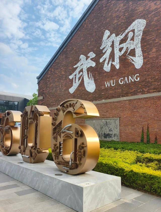 从上海出差武汉,毫不客气地说,武汉的“大”,真不是吹出来的!