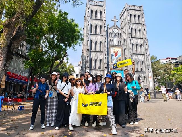 出境游火爆，为啥旅行社却凉了？国庆大巴团惊现“团灭式”遇冷！