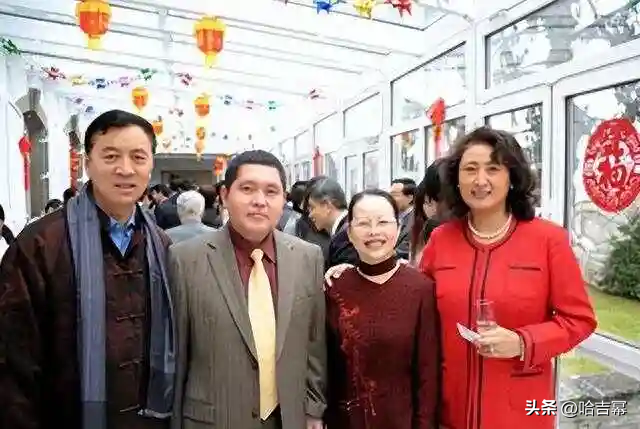 郎平做梦也没想到，曾获五连冠女排队长杨锡兰，如今在瑞士当保安