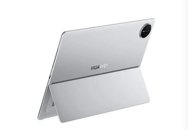 32GB+2TB ！华为刚官宣这新机，太狂了