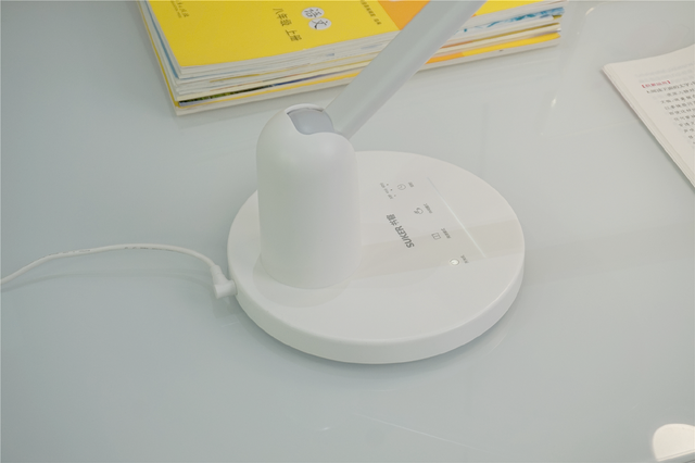 真对不起孩子的熬夜学习，我承认入手晚了，书客SKY护眼台灯体验