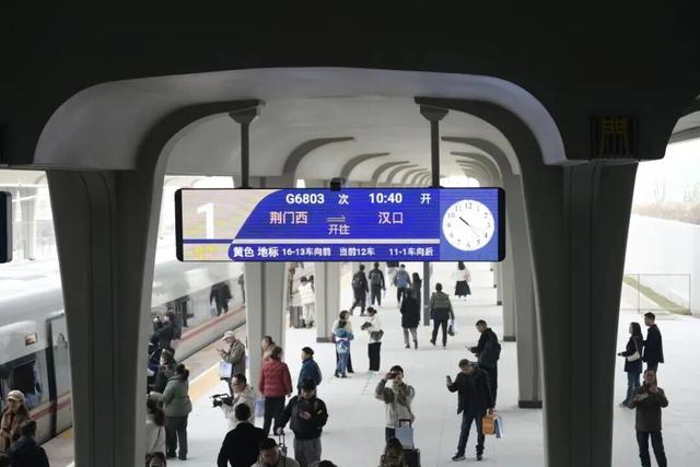 高铁新线即将开通，限时福利等你打卡！