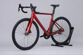 最适合跻身当地骑友圈的10款公路自行车图片