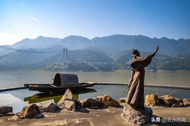 来三峡不来这个免费地方，真亏大了，不要光记着白帝城瞿塘峡