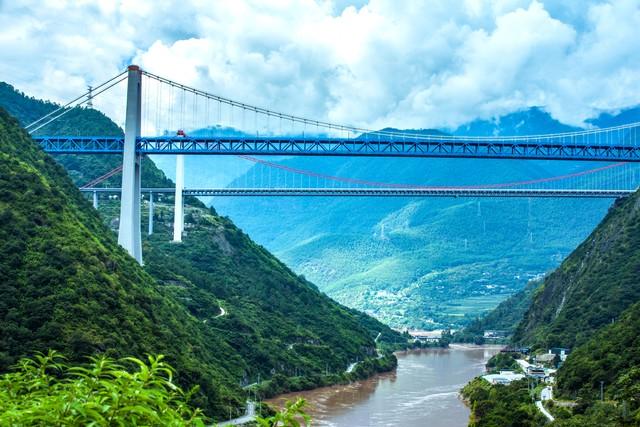 中国最美的3趟火车，坐过一趟便是人间值得！