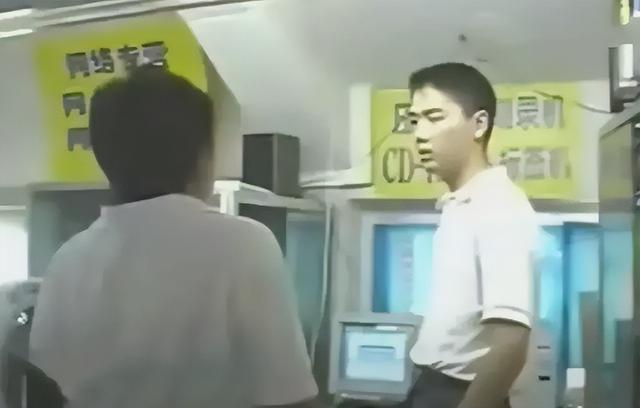 钱多也没什么用？51岁刘强东对大儿子的“亏欠”，至今都难以弥补