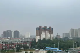 冷空气来势汹汹气温下降8℃以上 降雨较强大部地区出现中到大雨图片