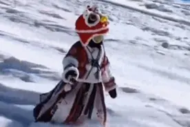 4岁萌娃驰骋雪场！传说中的“御剑飞行”？图片