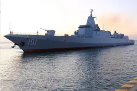 055大驱，实现雷达电子作战一体化，能在1000公里敌舰外进行攻击图片