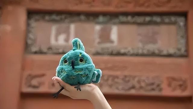 书店退潮，年轻人又冲去博物馆买文创了