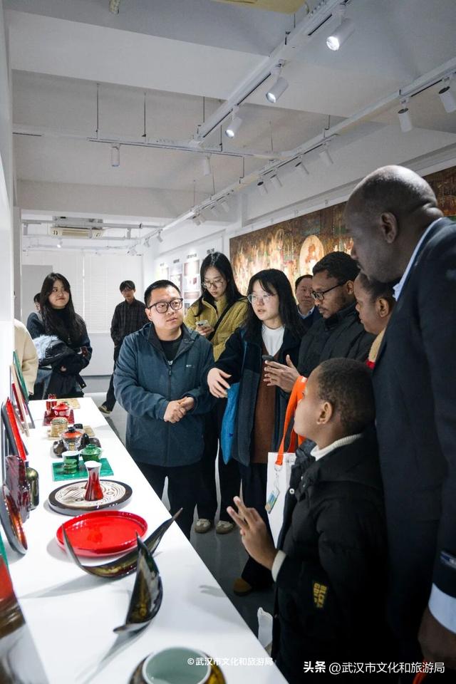 大雪今晚抵汉，有人先玩嗨了！