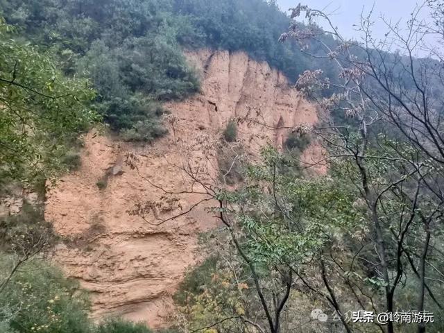 富平薛镇赵老峪北村，赏红叶观石桥瀑布，这条环线真是美爆了！