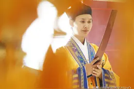 明朝23岁女道士王焘贞，宣告自己将羽化，近10万人围观，结局如何图片