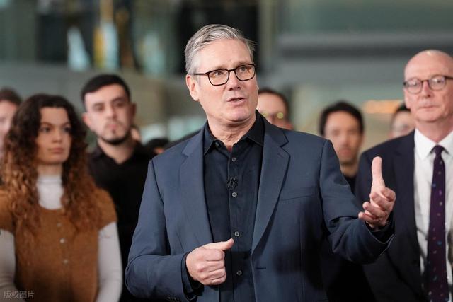 加拿大总理刚到北京	，又有两国元首计划访华，特朗普突然喊话中国